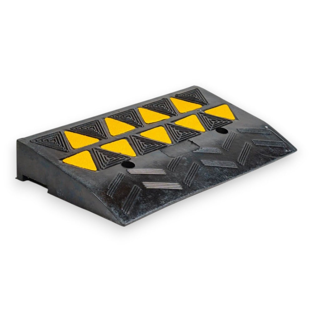80mm Rubber Kerb Ramp with Reflective Safety Strips – Non-Slip & Heavy ...