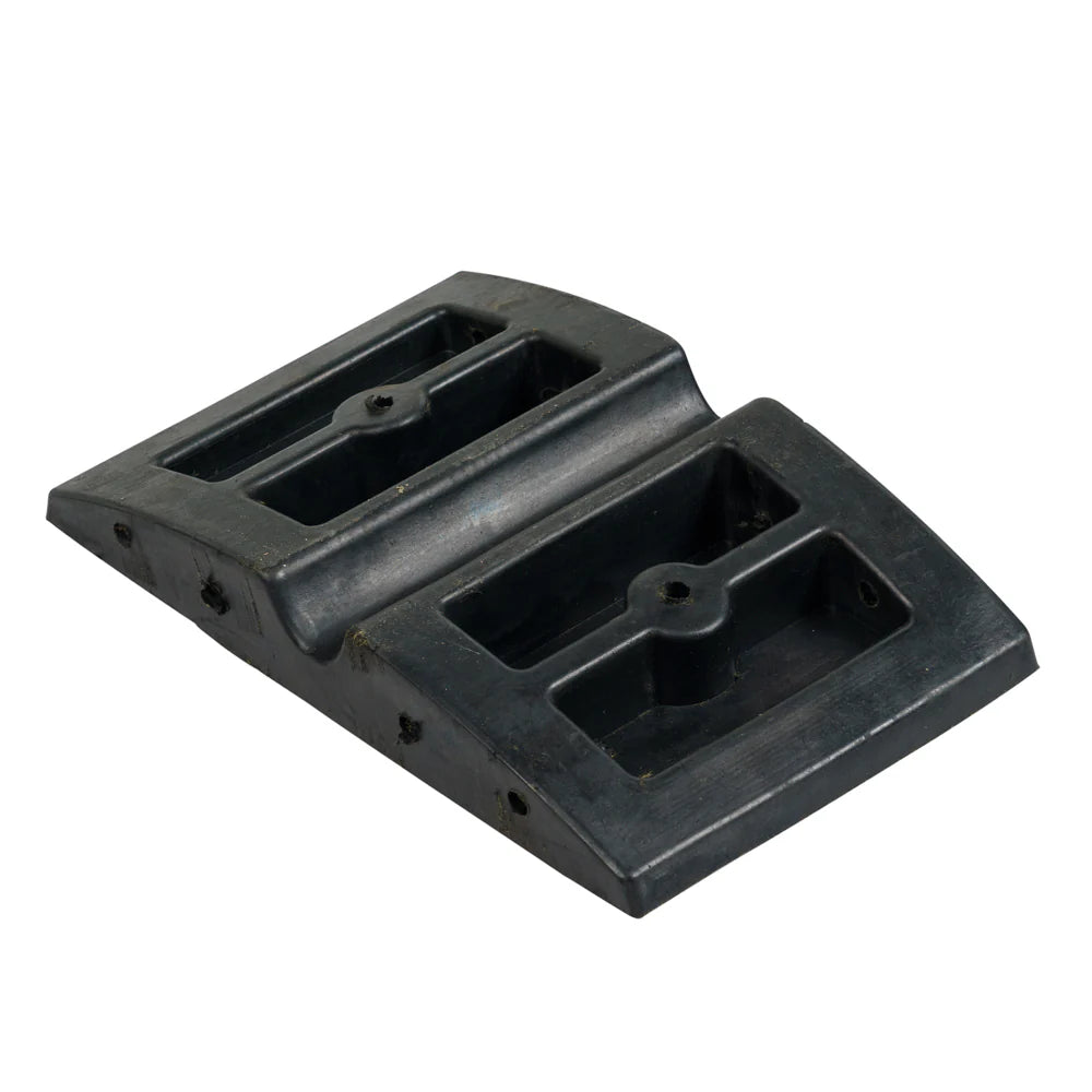 Basement Ramp Gutter Rubber Driveway Gutter Ramp – Black Angle Section – BIZ DISPLAY ELITE